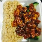 Best Sesame Chicken (Combo Platter) in Norcross, GA